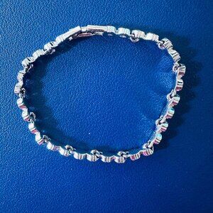 7" Vintage Swarovski Tennis Bracelet. Sparkly Austrian Bezel Set Crystals.